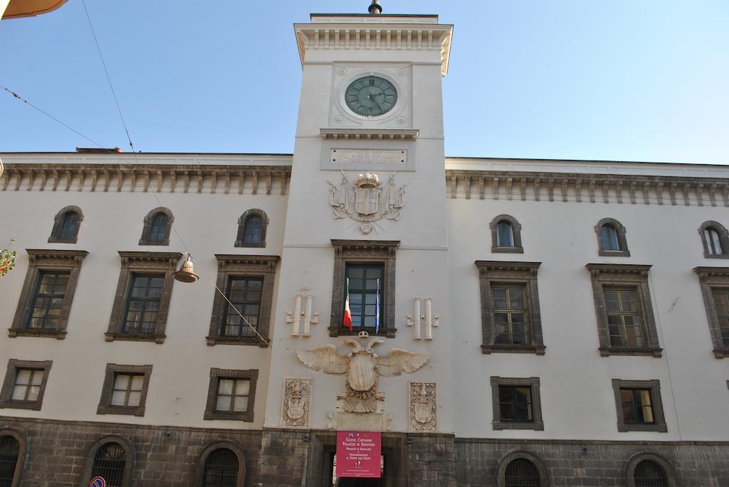 Bed & Breakfast A Castel Capuano 나폴리 외부 사진