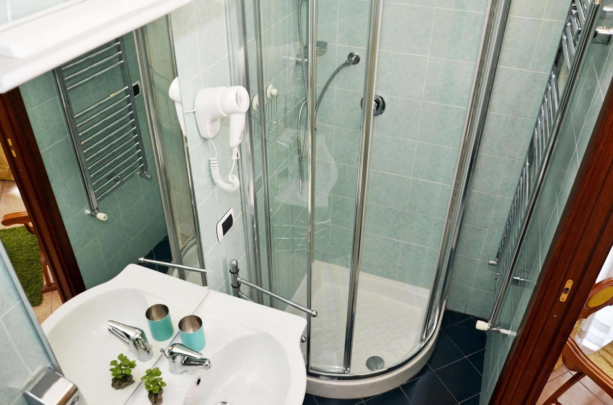Bed & Breakfast A Castel Capuano 나폴리 외부 사진
