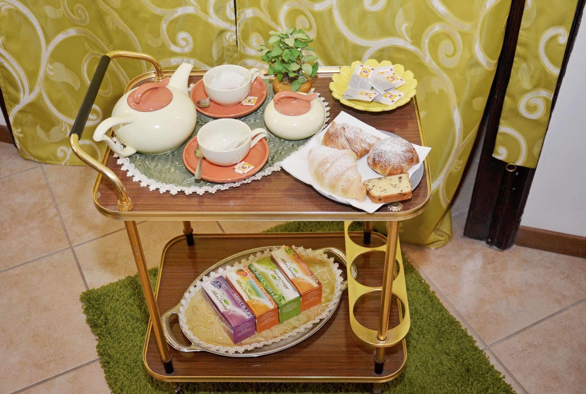 Bed & Breakfast A Castel Capuano 나폴리 외부 사진