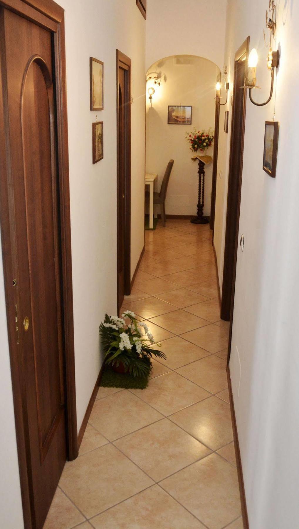 Bed & Breakfast A Castel Capuano 나폴리 외부 사진