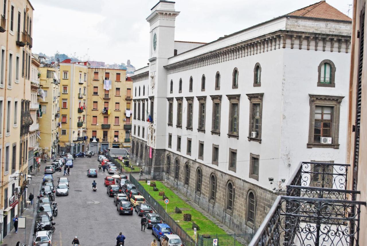 Bed & Breakfast A Castel Capuano 나폴리 외부 사진