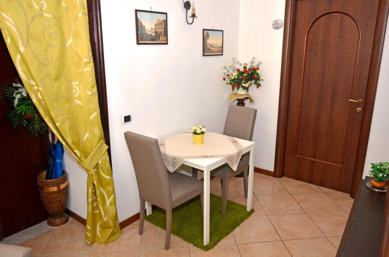 Bed & Breakfast A Castel Capuano 나폴리 외부 사진