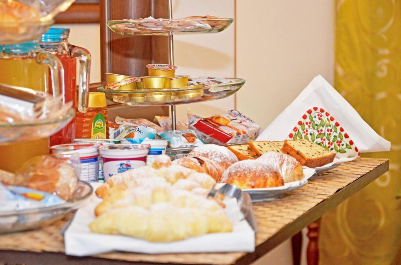 Bed & Breakfast A Castel Capuano 나폴리 외부 사진